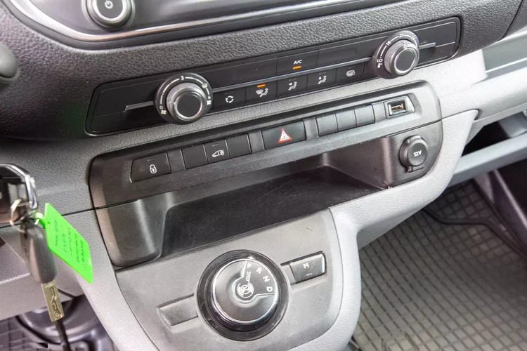 Peugeot Expert L3H1 DŁUGI 2.0 Automat zdjęcie 23