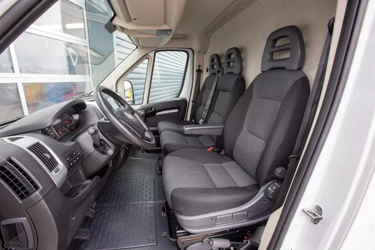 Fiat Ducato 2.3 MAXI L4H2 Professional 140KM zdjęcie 16