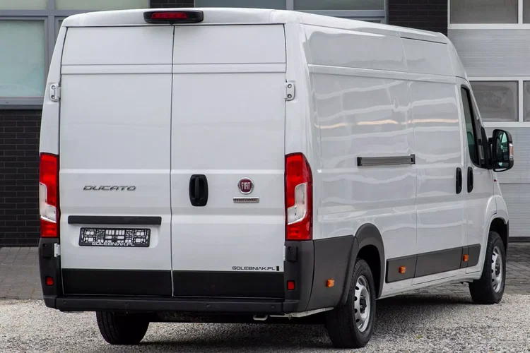 Fiat Ducato 2.3 MAXI L4H2 Professional 140KM zdjęcie 2