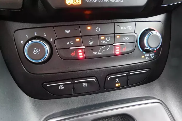 Ford Transit Connect zdjęcie 13