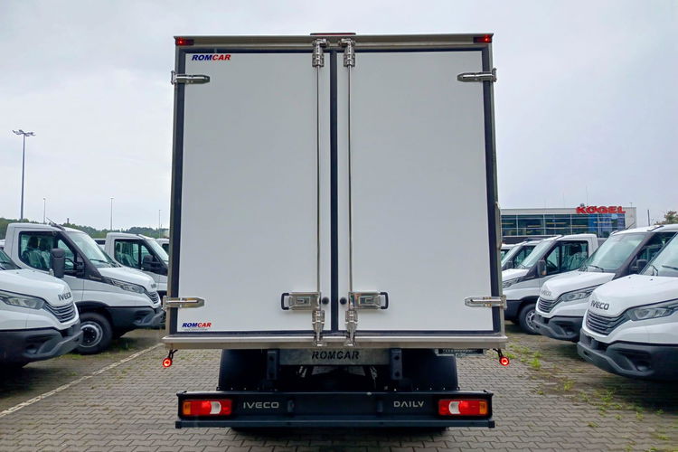 Iveco Daily 70C18H zdjęcie 11