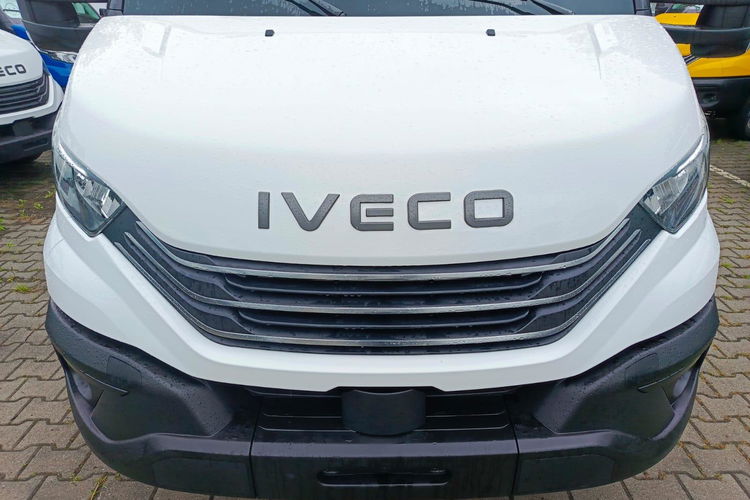 Iveco Daily 70C18H zdjęcie 7