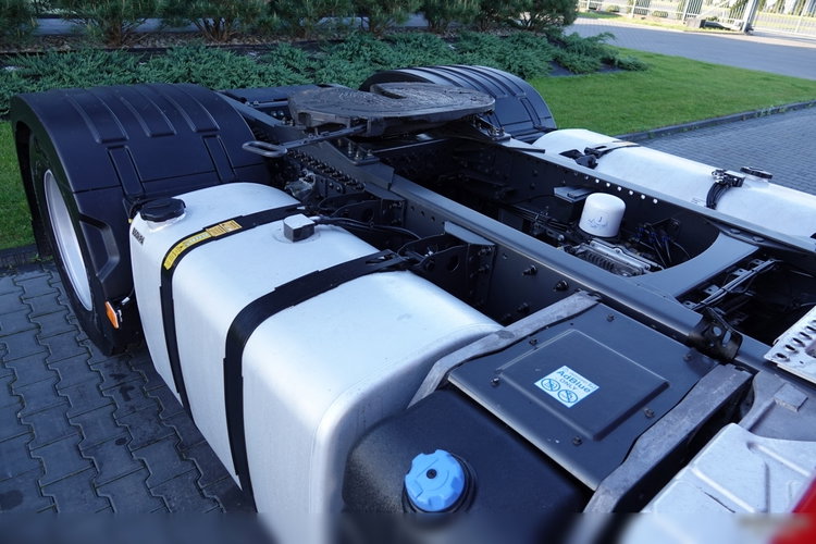 Volvo FH 500 / I-SAVE / XXL / I-PARK COOL / NOWY MODEL / OPONY 100 % / + SCHMITZ FIRANKA STANDARD / PODNOSZONA OŚ / DACH PODNOSZONY / 2022 ROK / PO ZŁOTYM KONTRAKCIE SERWISOWYM zdjęcie 18