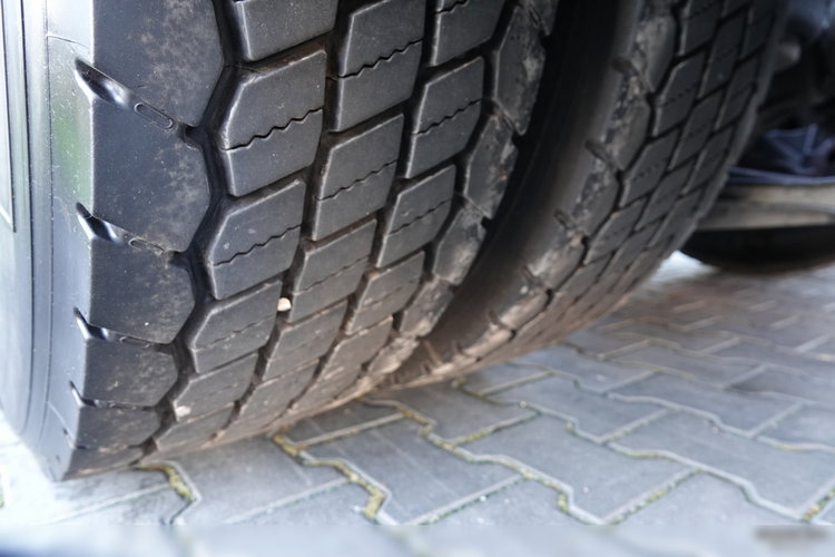 Volvo FH 500 / I-SAVE / XXL / I-PARK COOL / NOWY MODEL / OPONY 100 % / + SCHMITZ FIRANKA STANDARD / PODNOSZONA OŚ / DACH PODNOSZONY / 2022 ROK / PO ZŁOTYM KONTRAKCIE SERWISOWYM zdjęcie 21