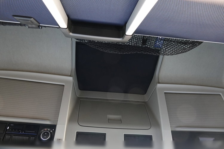 Volvo FH 500 / I-SAVE / XXL / I-PARK COOL / NOWY MODEL / OPONY 100 % / + SCHMITZ FIRANKA STANDARD / PODNOSZONA OŚ / DACH PODNOSZONY / 2022 ROK / PO ZŁOTYM KONTRAKCIE SERWISOWYM zdjęcie 33