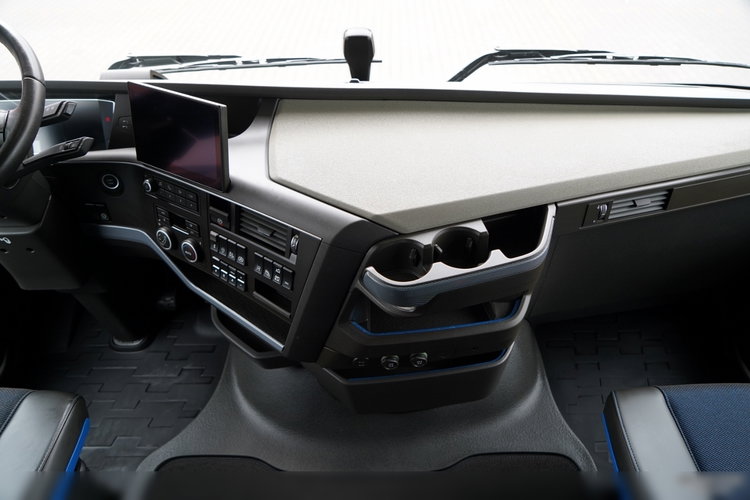 Volvo FH 500 AERO / 2025 ROK / I-SAVE / XXL . /  GWARANCJA FABRYCZNA zdjęcie 35