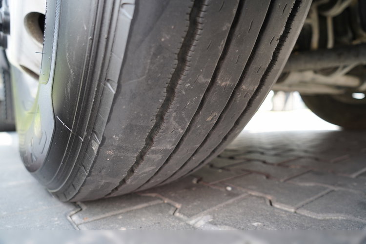 Scania R 450 / RETARDER /  PRZYSTAWKA PTO / KLIMA POSTOJOWA /  CAŁA NA PODUSZKACH / ALUFELGI  / SPROWADZONA / PO  KONTRAKCIE SERWISOWYM zdjęcie 18