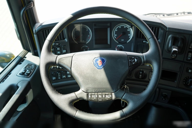 Scania R 450 / RETARDER /  PRZYSTAWKA PTO / KLIMA POSTOJOWA /  CAŁA NA PODUSZKACH / ALUFELGI  / SPROWADZONA / PO  KONTRAKCIE SERWISOWYM zdjęcie 28