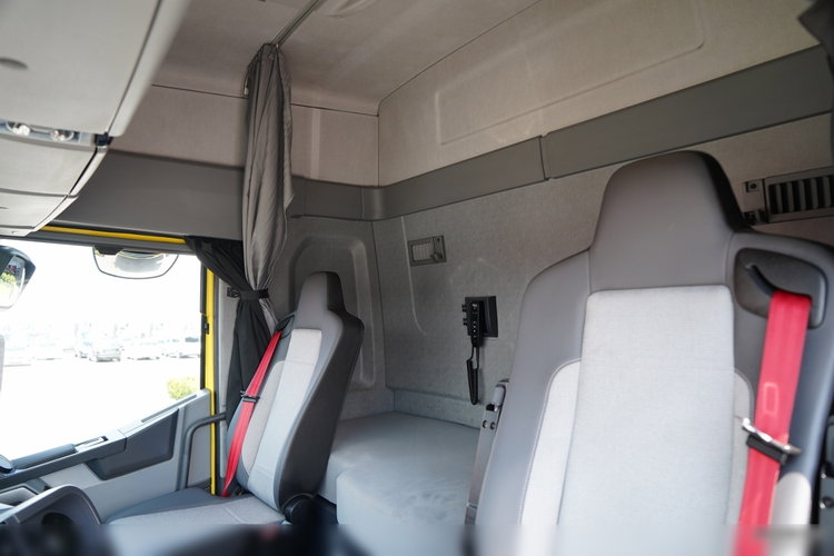 Renault T 440 / 13 LITROWY / HYDRAULIKA / RETARDER  / ALUFELGI/ SPROWADZONY / PO KONTRAKCIE SERWISOWYM zdjęcie 27