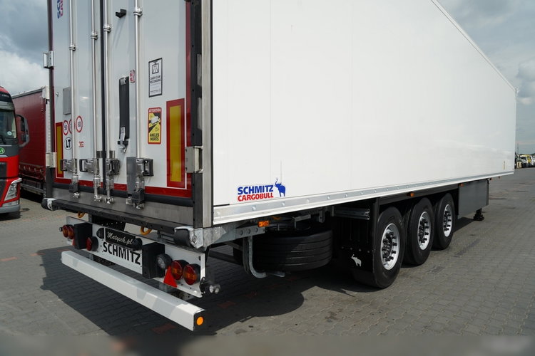 SCHMITZ CARGOBULL / 2023 ROK / CHŁODNIA / THERMO KING SLX 300 / DOPPELSTOCK / KOSZ NA PALETY  zdjęcie 13