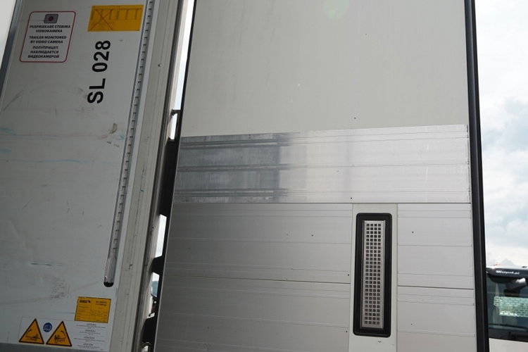 SCHMITZ CARGOBULL / 2023 ROK / CHŁODNIA / THERMO KING SLX 300 / DOPPELSTOCK / KOSZ NA PALETY  zdjęcie 14