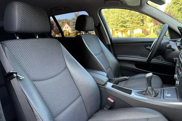 BMW seria-3 zdjęcie 32