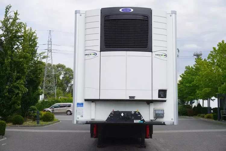 Kogel S24 / 2023 / Carrier Vector 1550 / Doppelstock zdjęcie 9