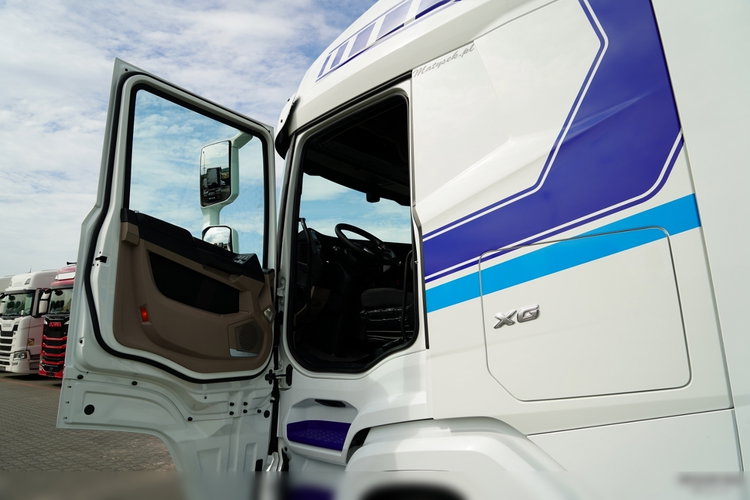 DAF XG 530 / RETARDER / CAŁY NA PODUSZKACH / KLIMA POSTOJOWA /  zdjęcie 24