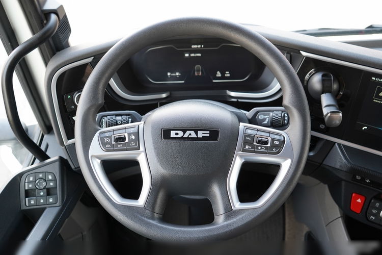 DAF XF 480 / 147 TYS KM / PO KONTRAKCIE SERWISOWYM zdjęcie 30