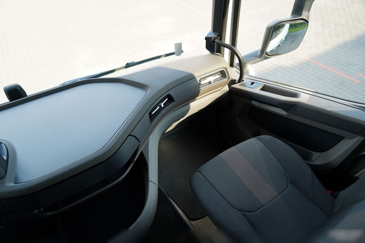 DAF XF 480 / 147 TYS KM / PO KONTRAKCIE SERWISOWYM zdjęcie 34