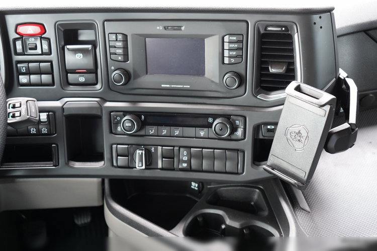 Scania R 450 / RETARDER / HYDRAULIKA / ADR AT / KLIMA POSTOJOWA / ALUFELGI / 2021 ROK / PO KONTRAKCIE SERWISOWYM zdjęcie 31