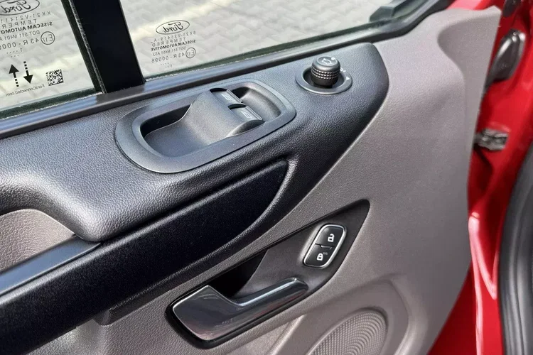 Ford Transit Custom zdjęcie 26