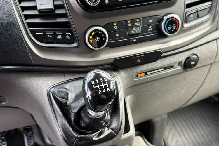 Ford Transit Custom zdjęcie 39