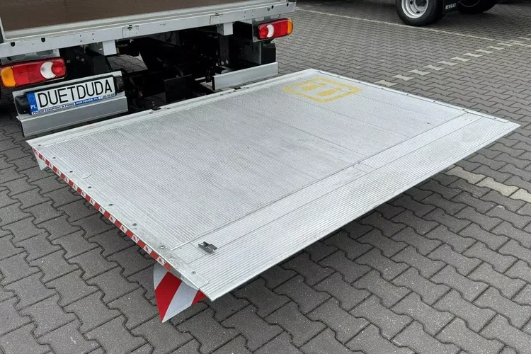 Renault Master zdjęcie 17