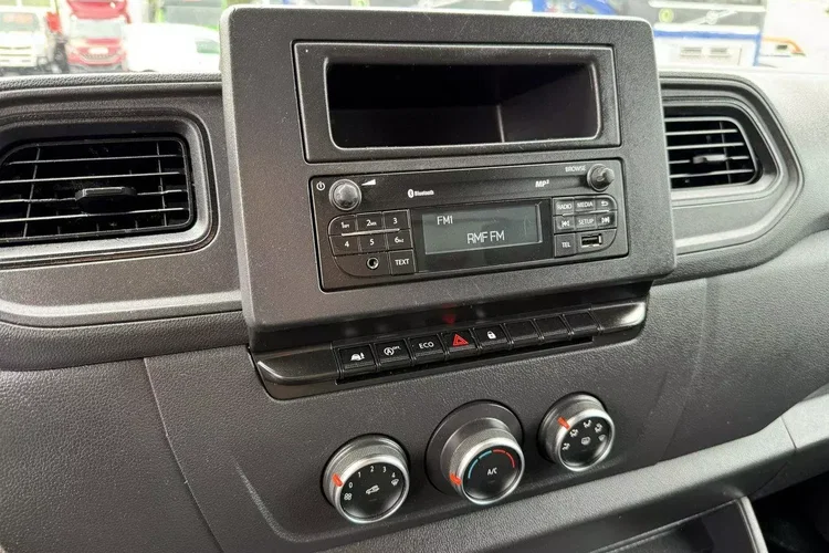 Renault Master zdjęcie 26