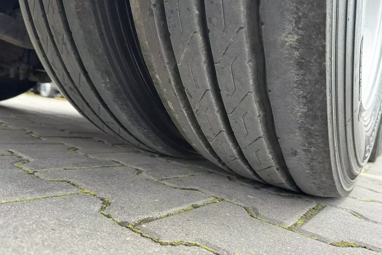 KAESSBOHRER Niskopodłogowa Telemega Rozciągana 7.25 3-Osiowa Oś skrętna zdjęcie 13