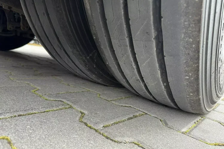 KAESSBOHRER Niskopodłogowa Telemega Rozciągana 7.25 3-Osiowa Oś skrętna zdjęcie 14