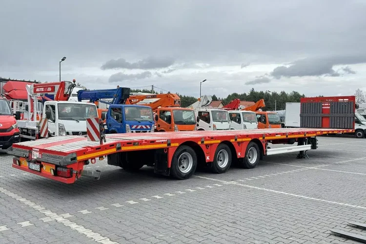 KAESSBOHRER Niskopodłogowa Telemega Rozciągana 7.25 3-Osiowa Oś skrętna zdjęcie 17