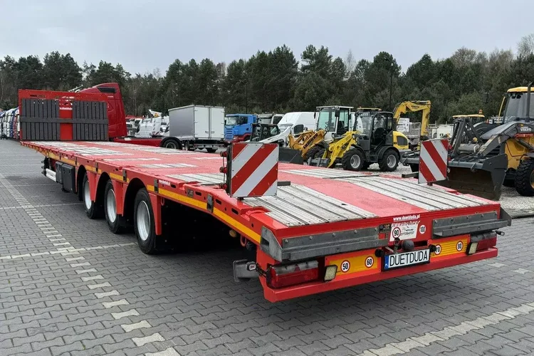 KAESSBOHRER Niskopodłogowa Telemega Rozciągana 7.25 3-Osiowa Oś skrętna zdjęcie 32