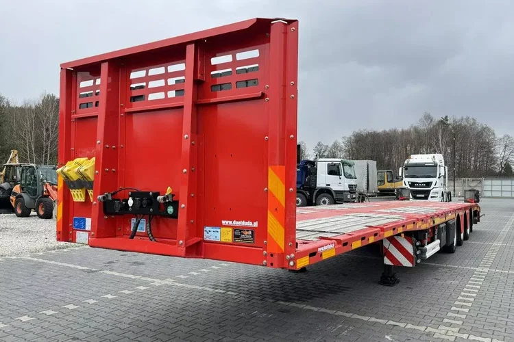 KAESSBOHRER Niskopodłogowa Telemega Rozciągana 7.25 3-Osiowa Oś skrętna zdjęcie 6