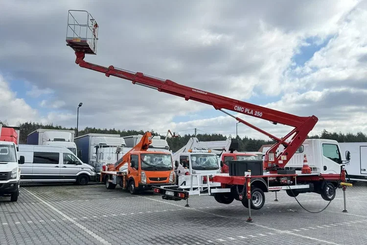 Nissan Cabstar zdjęcie 14