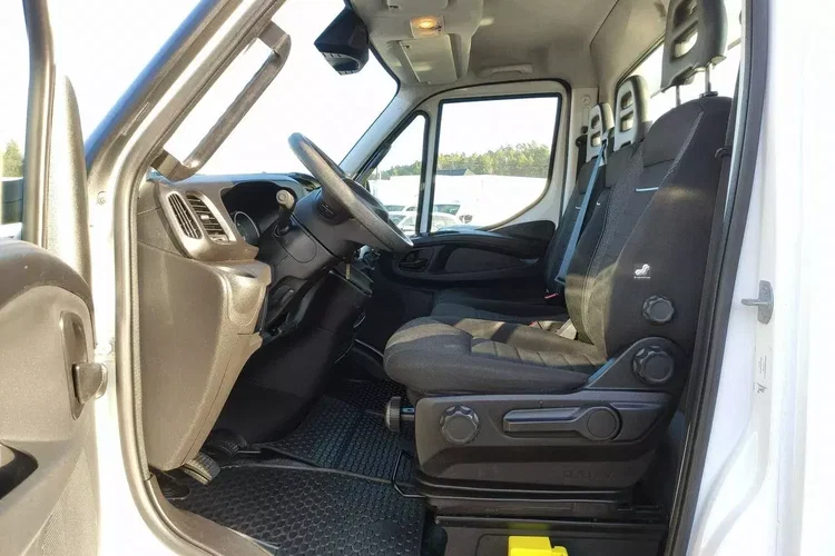 Iveco Daily 35C16 V zdjęcie 18