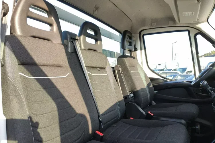 Iveco Daily 35C16 V zdjęcie 19