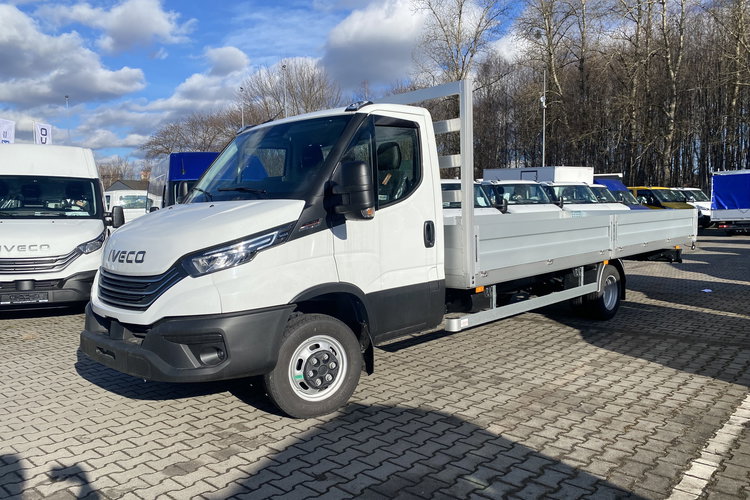 IVECO Daily 35S16H3.0 D zdjęcie 4