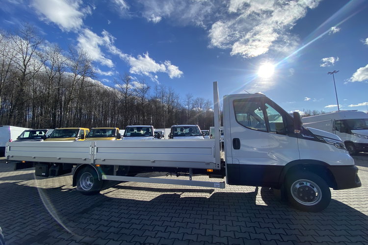 IVECO Daily 35S16H3.0 D zdjęcie 8