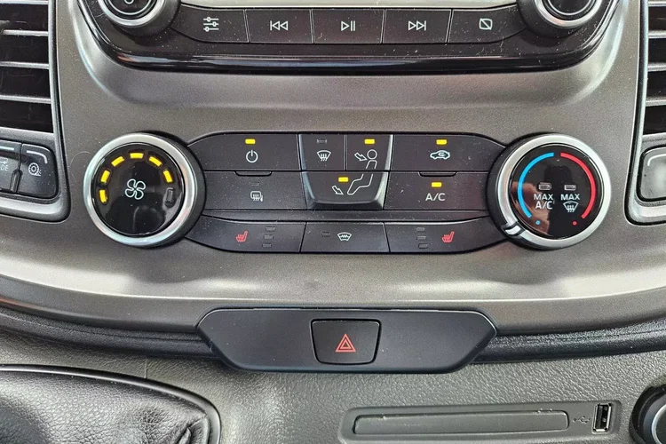 Ford transit-custom L2H1 54900zł NETTO 2.0TdCi/170KM zdjęcie 31