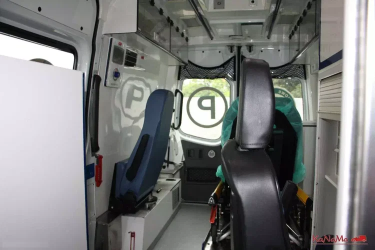 Mercedes Sprinter zdjęcie 30