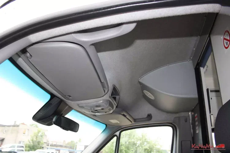 Mercedes Sprinter zdjęcie 31