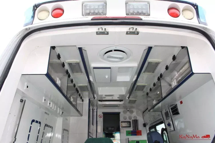 Mercedes Sprinter zdjęcie 36