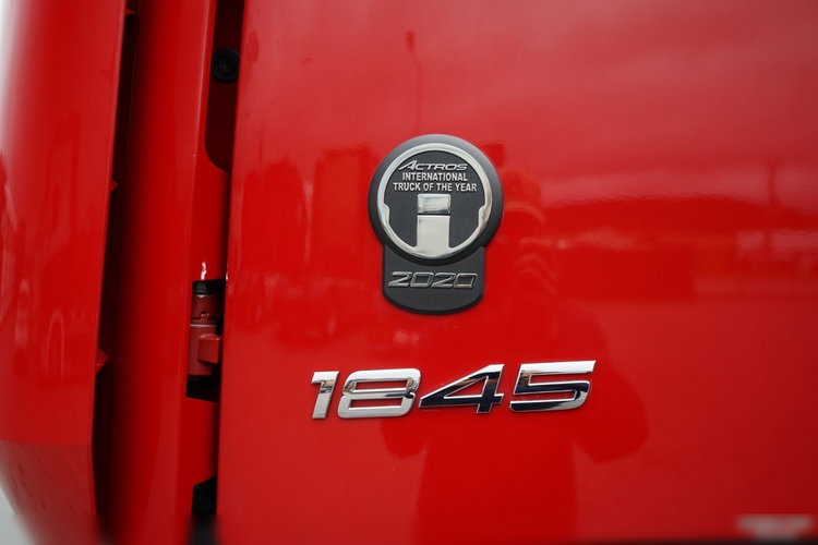 Mercedes ACTROS 1845 / MP5 / BIG SPACE / PO KONTRAKCIE SERWISOWYM zdjęcie 24