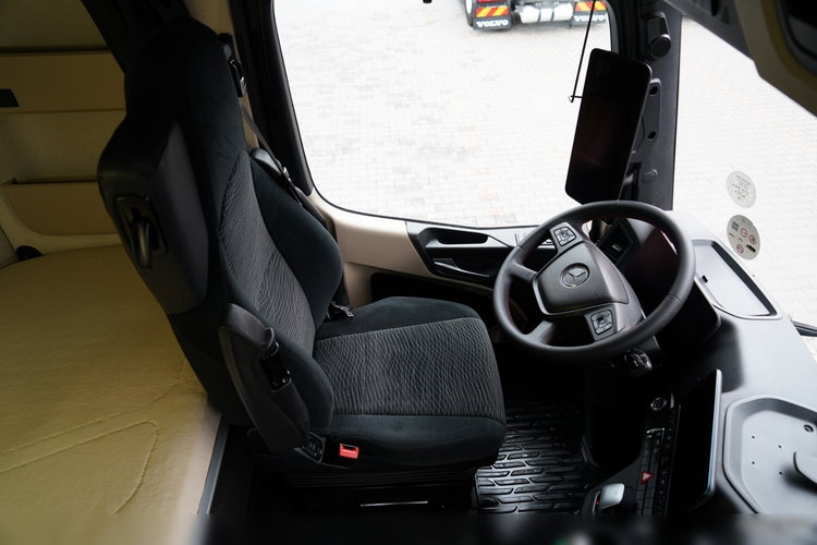Mercedes ACTROS 1845 / MP5 / BIG SPACE / PO KONTRAKCIE SERWISOWYM zdjęcie 30