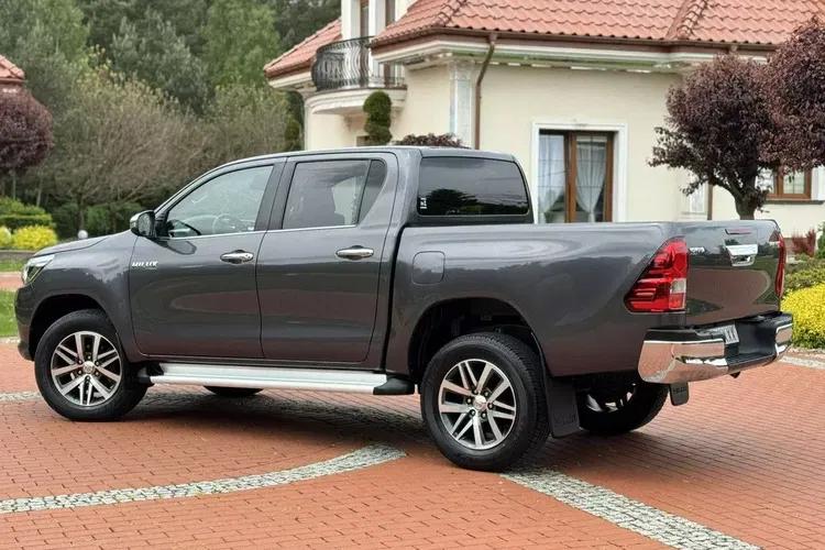 Toyota hilux zdjęcie 11