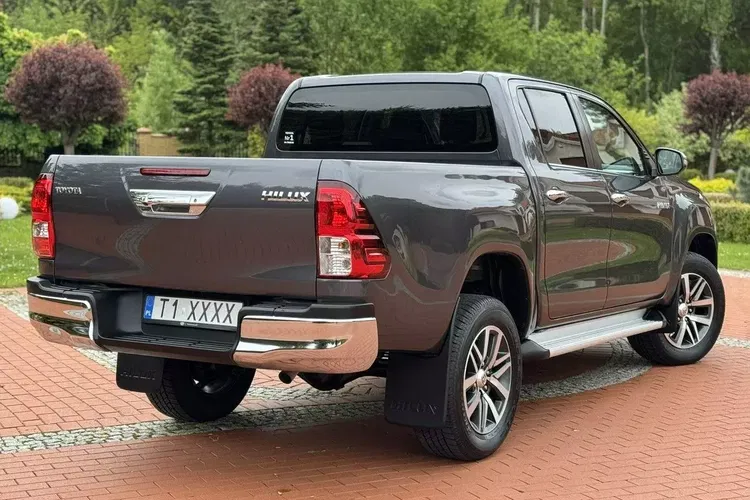 Toyota hilux zdjęcie 19