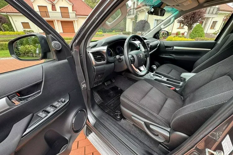 Toyota hilux zdjęcie 20