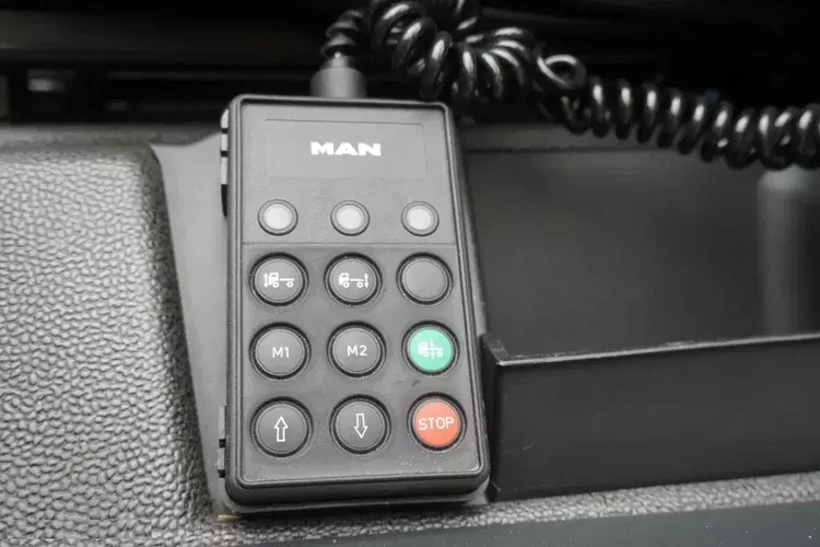 MAN TGX 18.470 / Zestaw / Przyczepa 19 EPAL / Firanka 19 EPAL / 2022 / Retarder / 15 sztuk zdjęcie 37