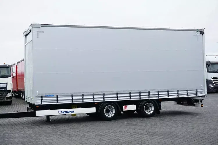 Krone TANDEM / FIRANKA / 19 PALET / DŁ. 7.75 M zdjęcie 3