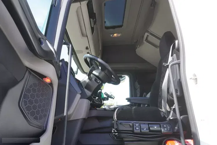 Scania R500 / Chłodnia Lecapitaine 20 EPAL / Carrier Supra 950 / 3. oś skrętna zdjęcie 19