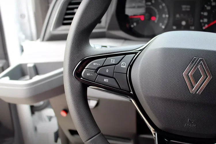 Renault Master kontener 9eup + winda BAR 750kg zdjęcie 22