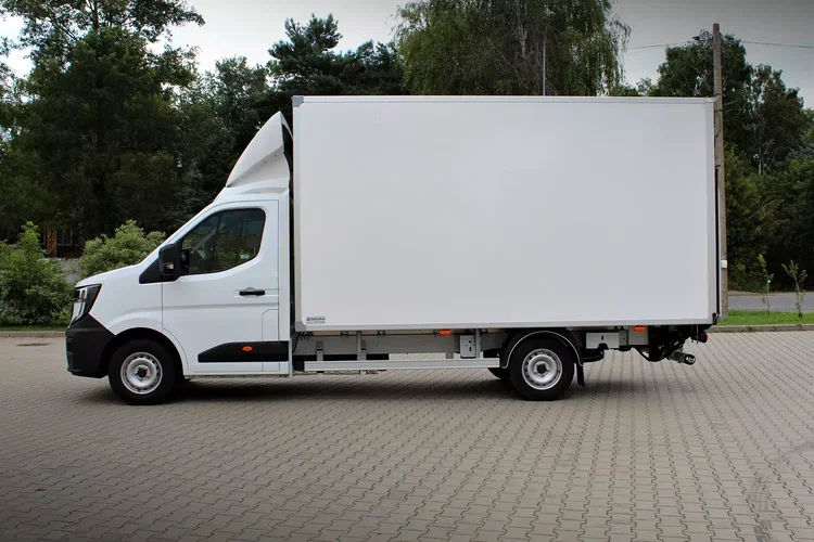 Renault Master kontener 9eup + winda BAR 750kg zdjęcie 5