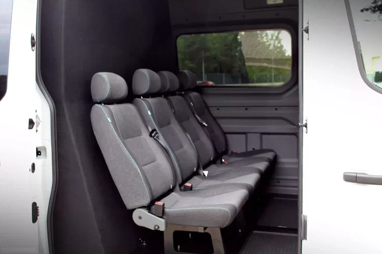 Renault Master L3H2 brygadowy 7-os / zabudowa Carpol zdjęcie 18